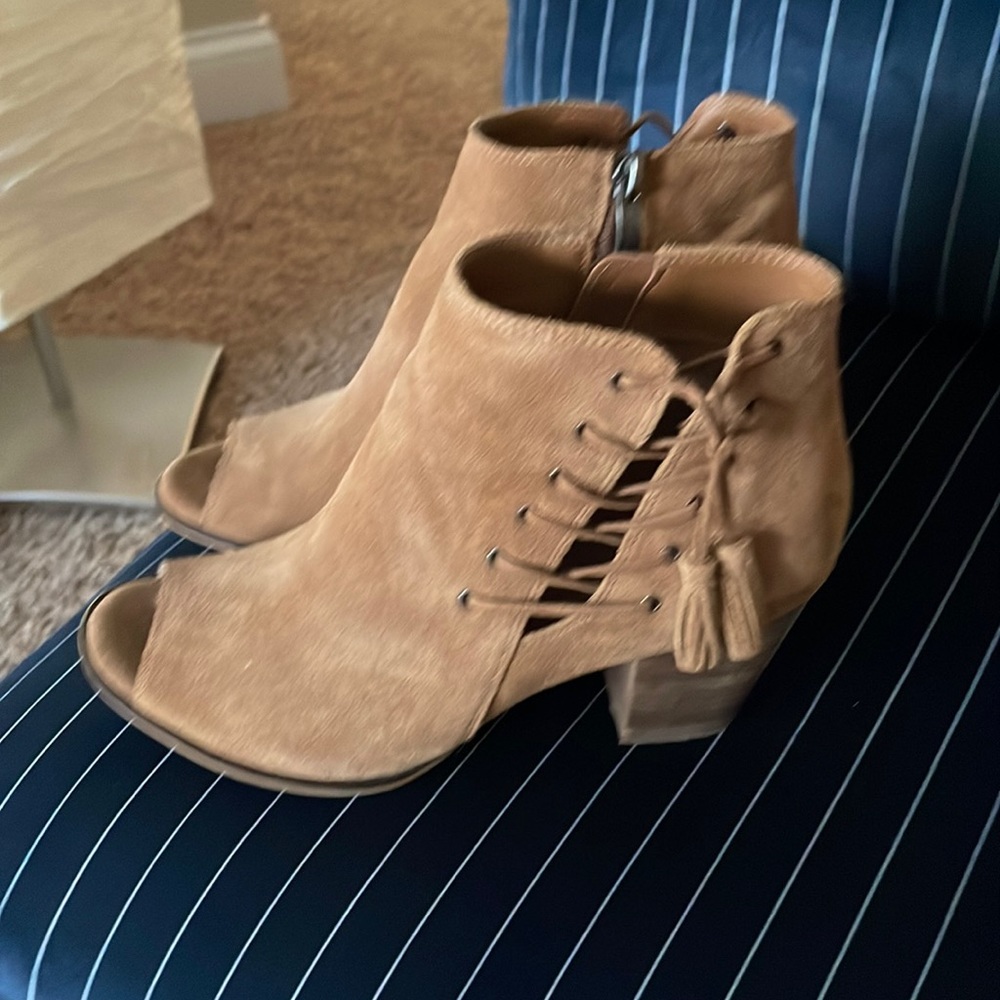 Fall boots